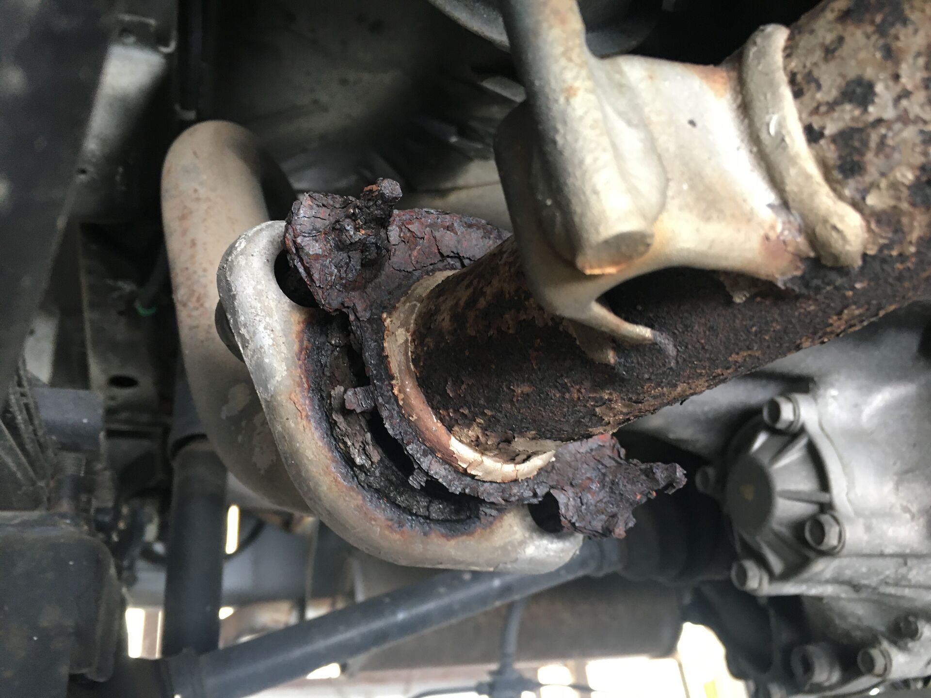 ホンダ アクティトラック エキゾーストパイプ交換 | ホンダ | 松本市で