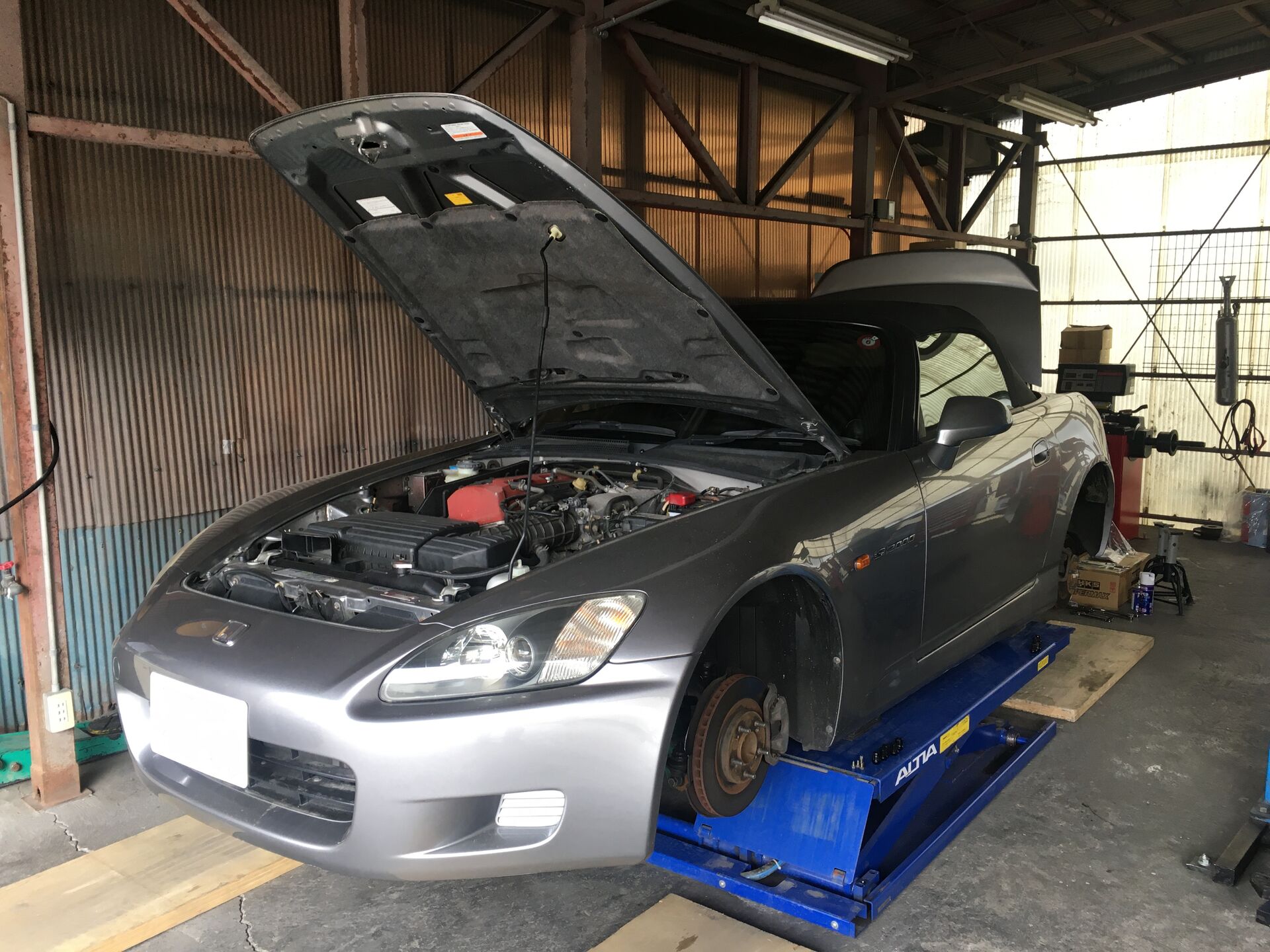 ホンダ S2000 車高調 フロントアッパーアームブラケットブレース取付