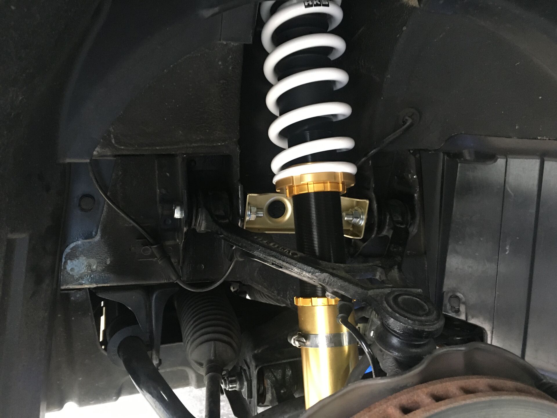ホンダ S2000 車高調 フロントアッパーアームブラケットブレース取付